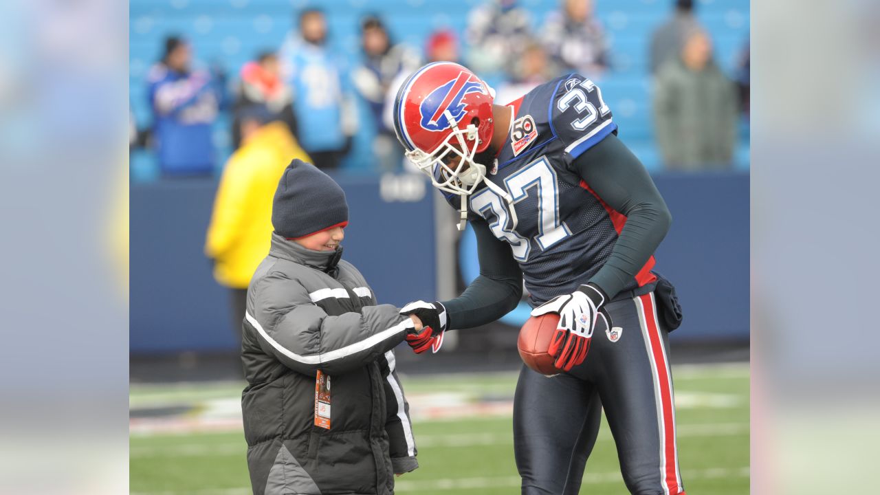 Photos: Bills Walter Payton Man of the Year Nominees Through the Years