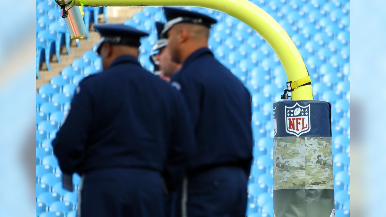 DVIDS - Images - 2019 Buffalo Bills Salute to Service Game: Pregame  Ceremony [Image 1 of 8]