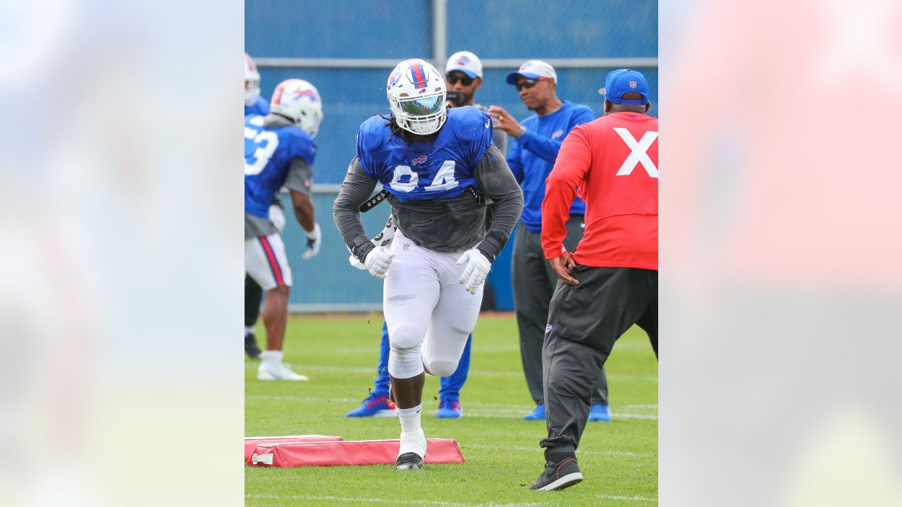 Bills vs Chiefs: RT Spencer Brown in walking boot after Buffalo's