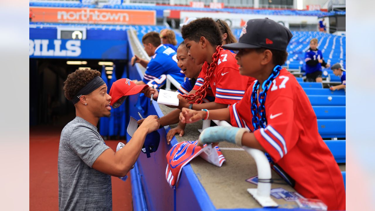 Best fan photos from Bills vs. Colts