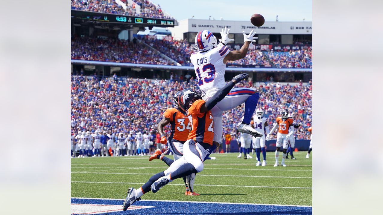 Photographers' choice  Best Bills Action Photos from 2022