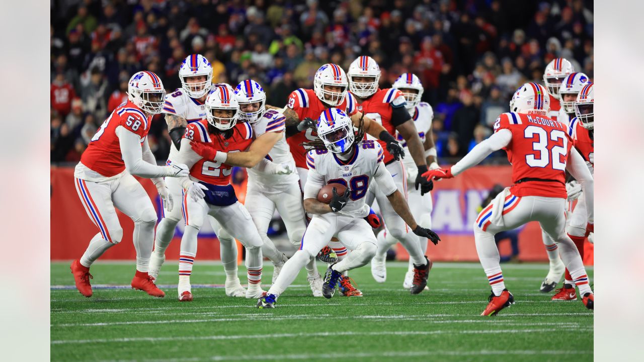 Game Frames, Best game photos Bills at Patriots