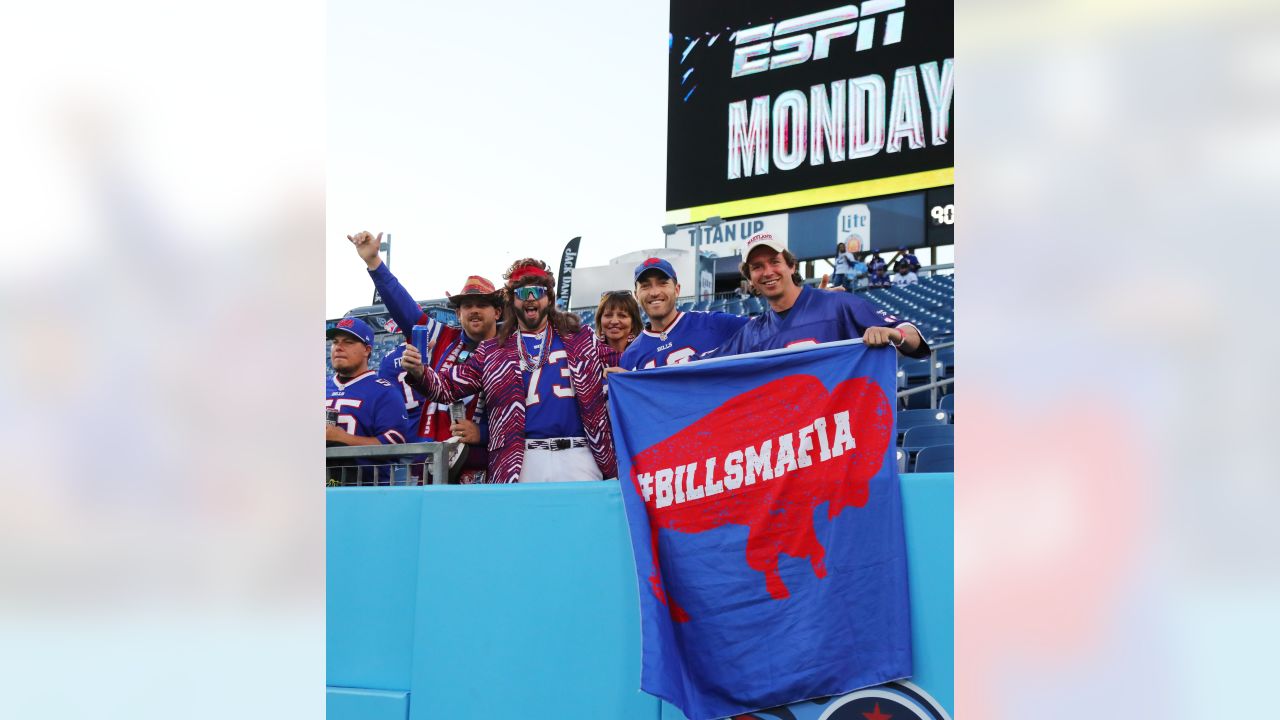 Bills fans invade Nashville, Nissan Stadium ahead of Bills-Titans game