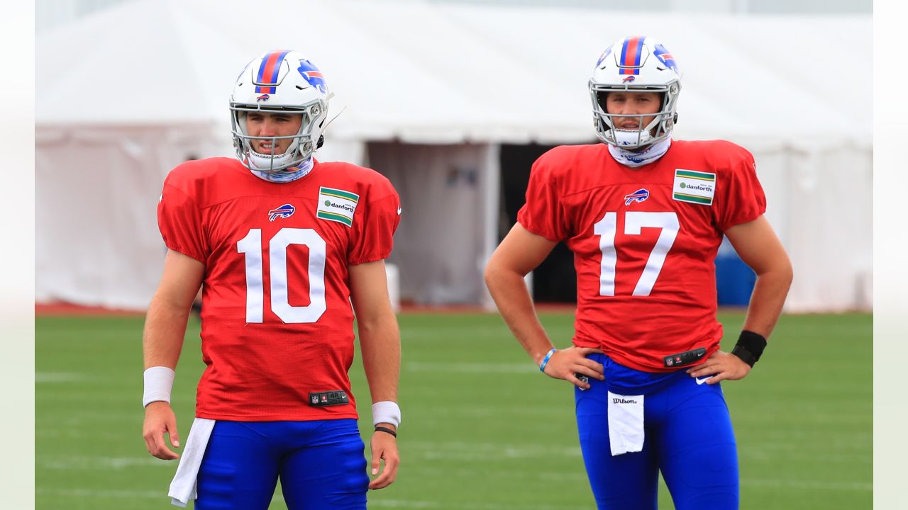 Bills' Josh Allen says Jake Fromm has taken first step to gaining  teammates' trust - ESPN