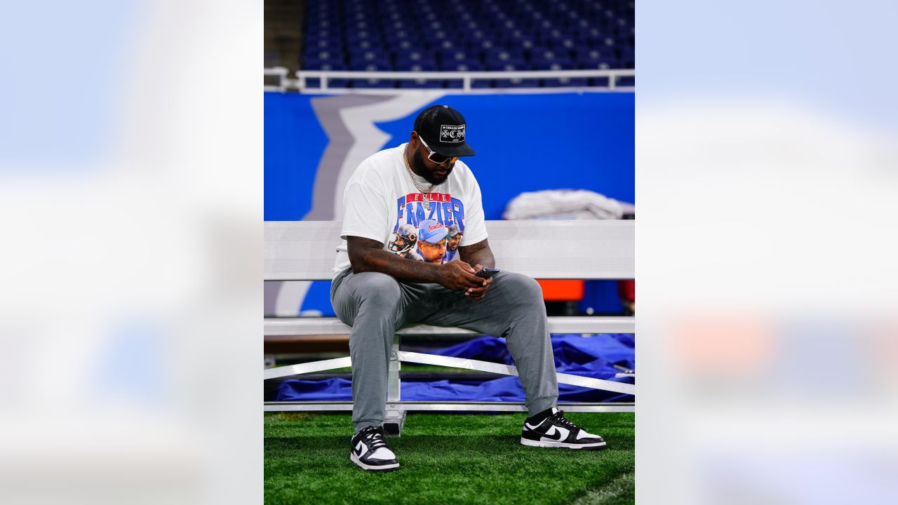 Photos: Week 11 - Browns at Bills Pregame