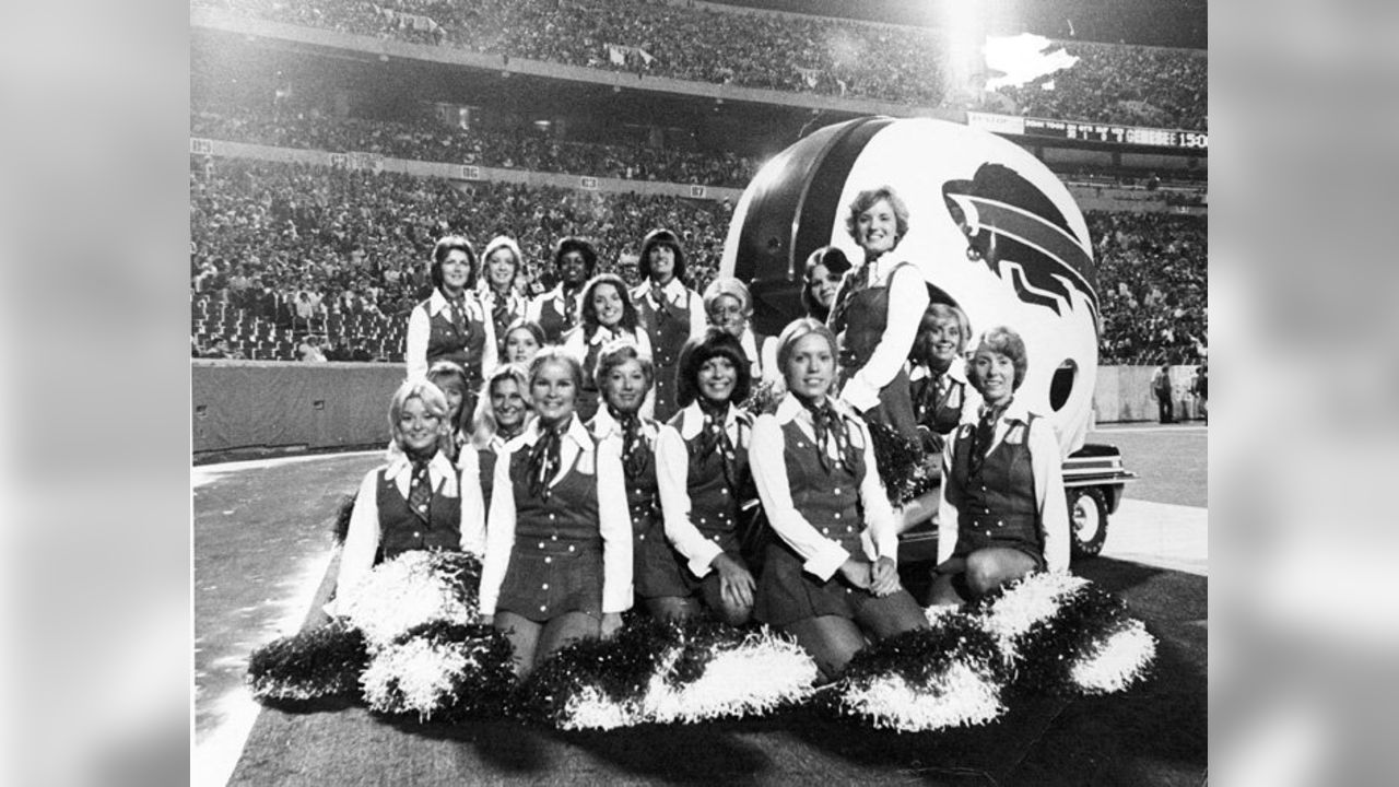 This post is brought to you by your 1963 Buffalo Bills Cheerleaders! : r/ buffalobills