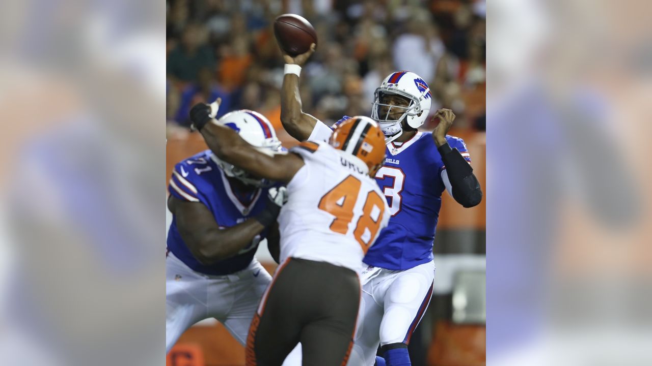 Bills QB EJ Manuel suffers right knee injury, leaves game early 