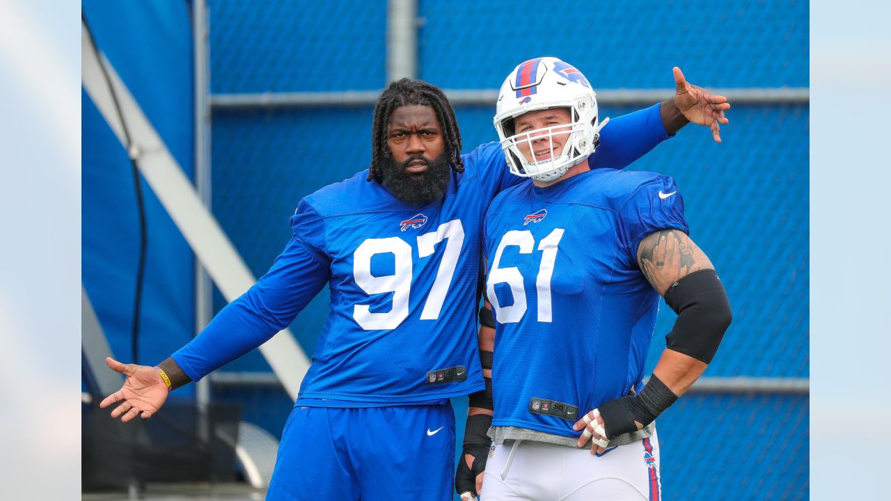 Former Chiefs All Pro tackle criticizes Bills tackle Spencer Brown's first  half vs. Jets 