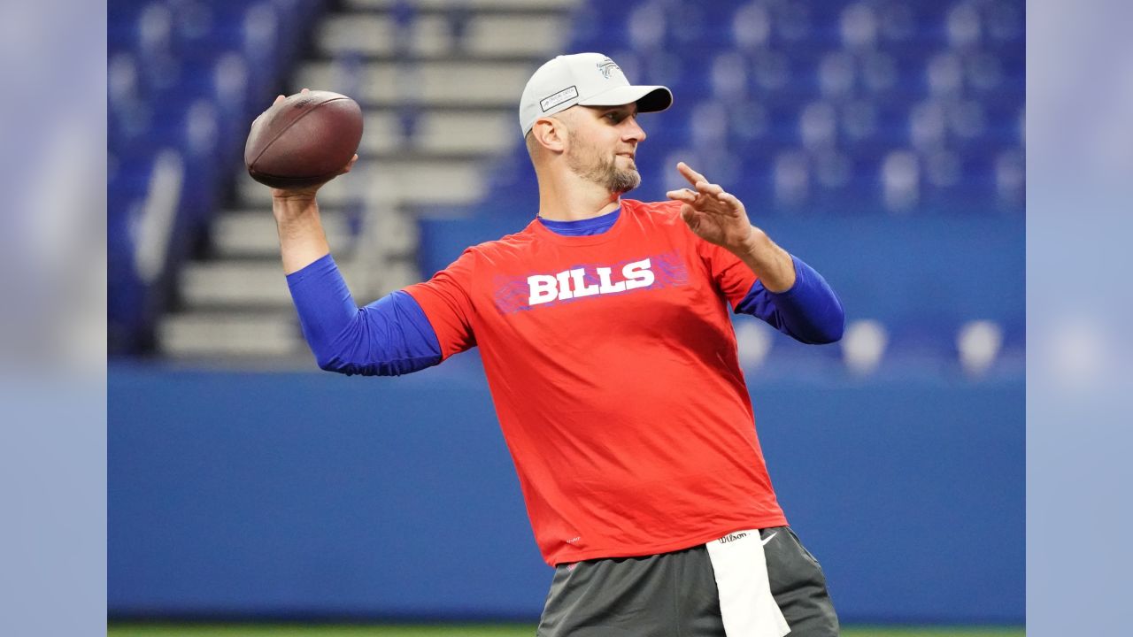 Bills QB Derek Anderson gets start against Luck, Colts 