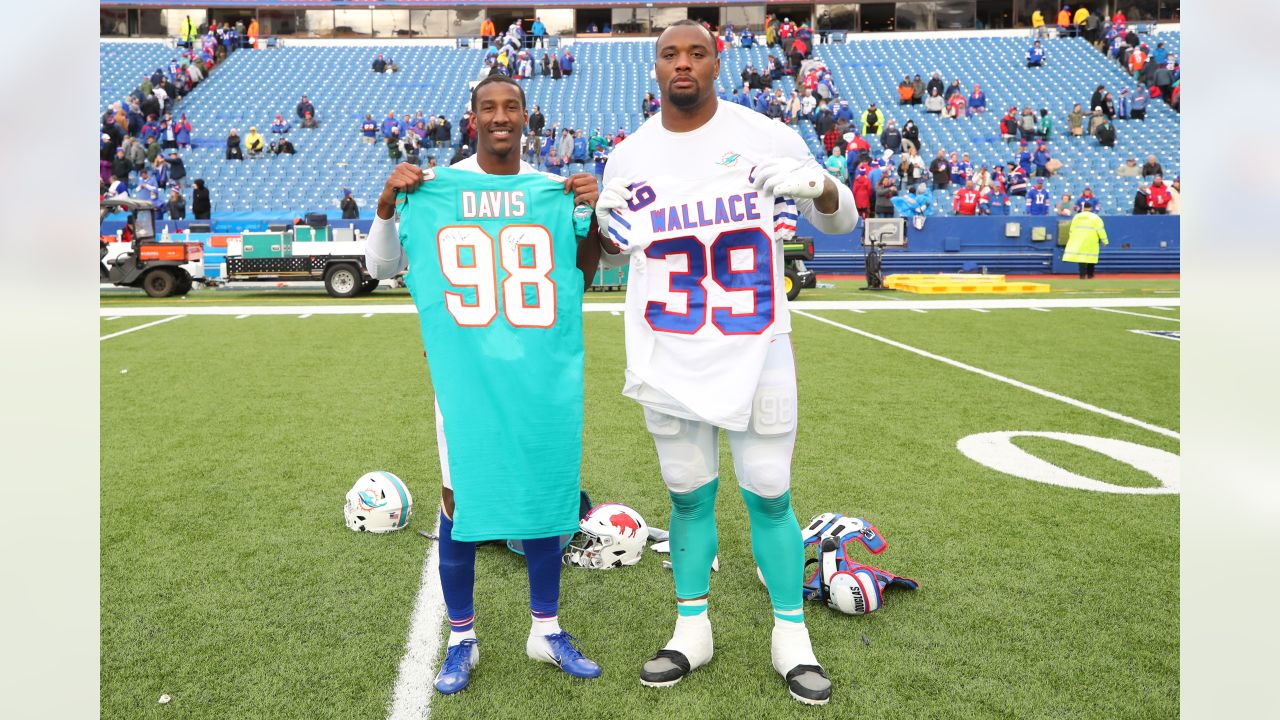 Levi Wallace Might Have The Best Halloween Costume In Buffalo