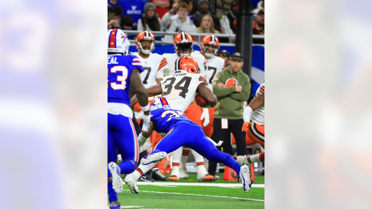 Photos: Week 11 - Browns at Bills Pregame