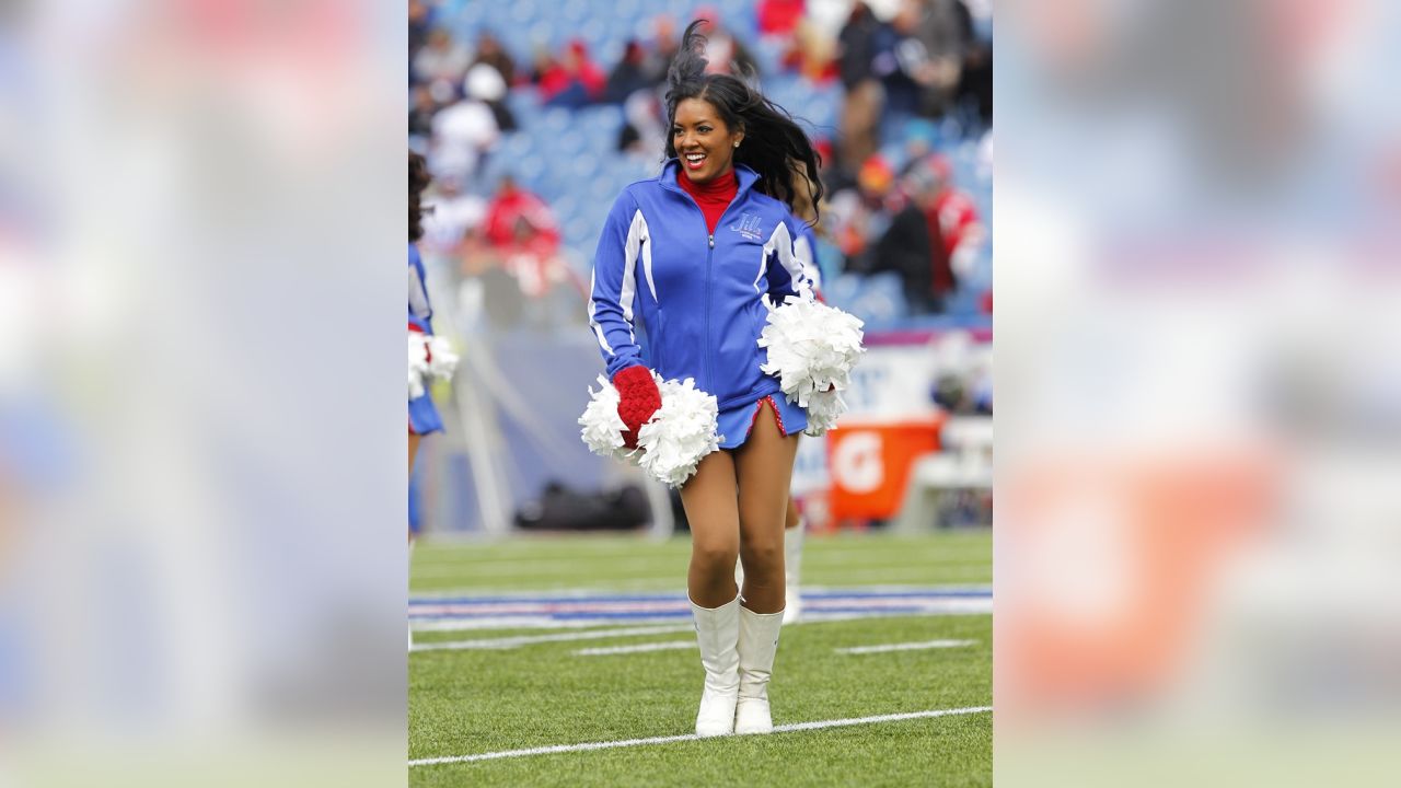 Buffalo Jills won't shake their pom-poms this season