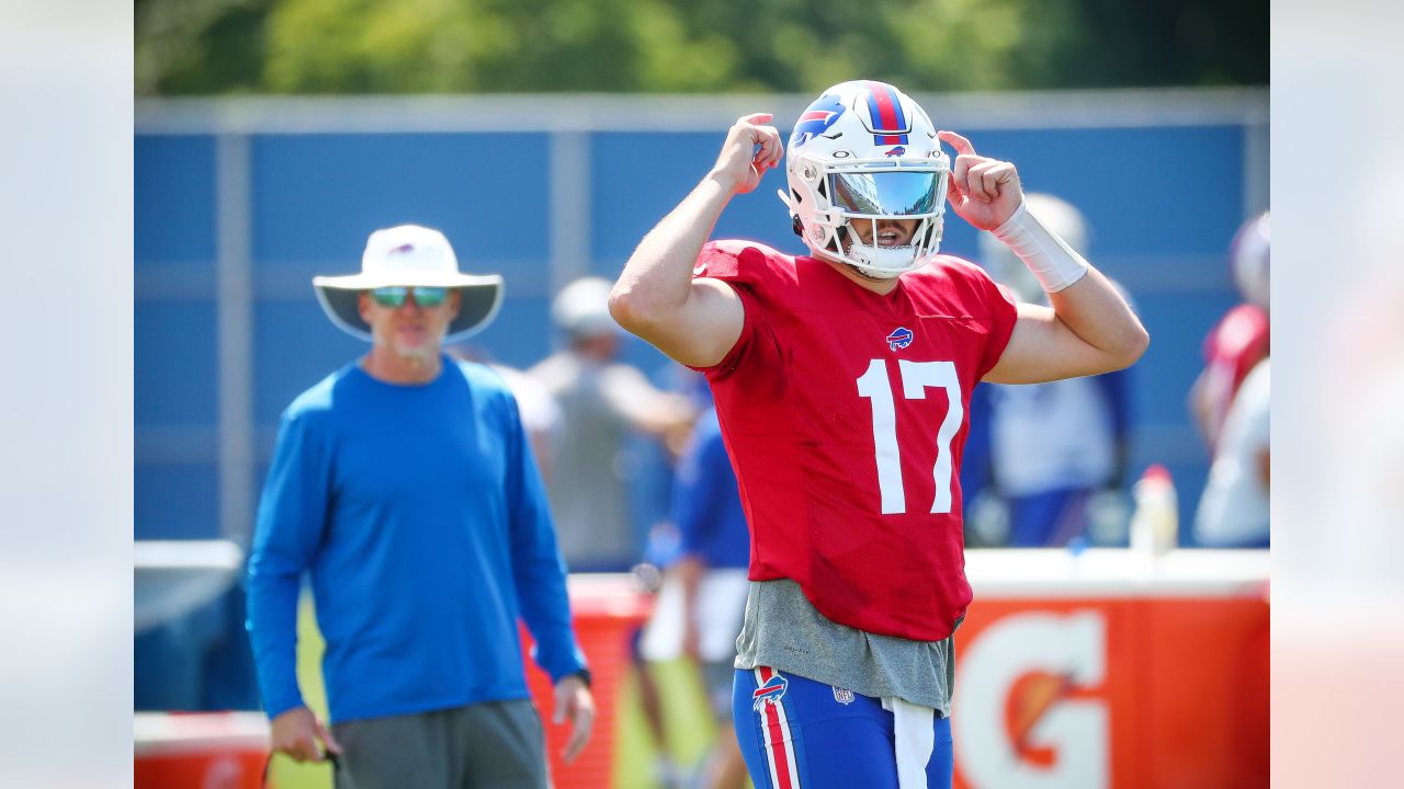 Bills training camp 2021: Josh Allen spectacular on Day 2, stuns new  teammate Emmanuel Sanders with pass (8 observations) 