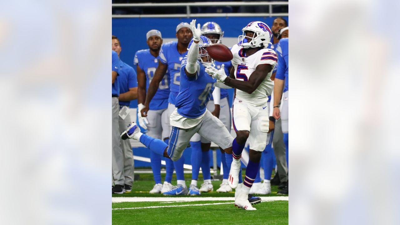 Detroit Lions at Buffalo Bills: Pregame Photos