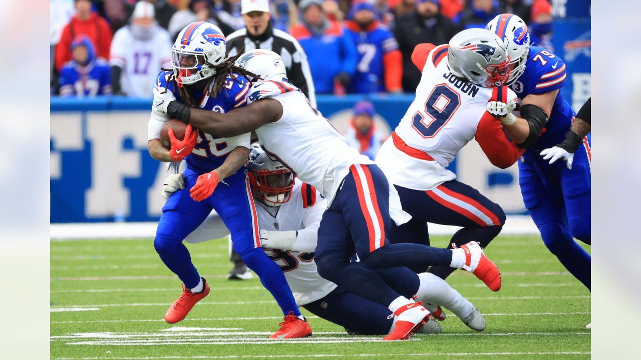 For 3, Best game photos from Bills vs. Patriots