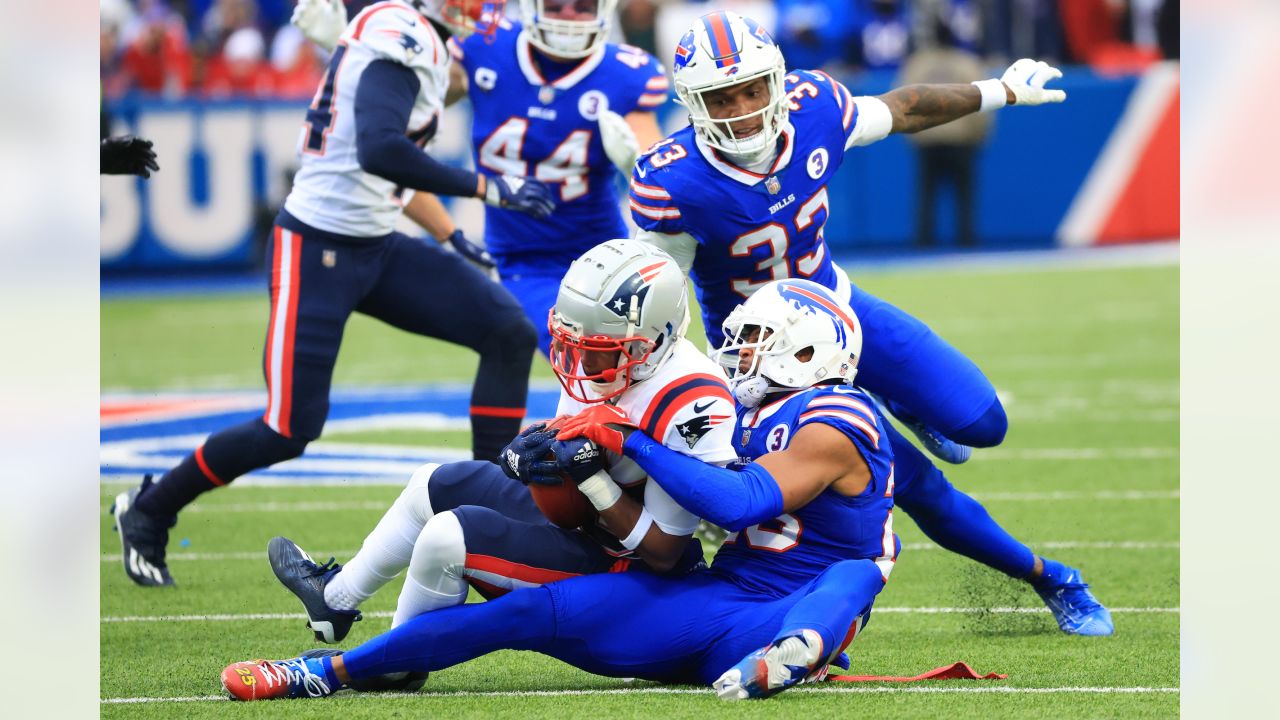 For 3, Best game photos from Bills vs. Patriots