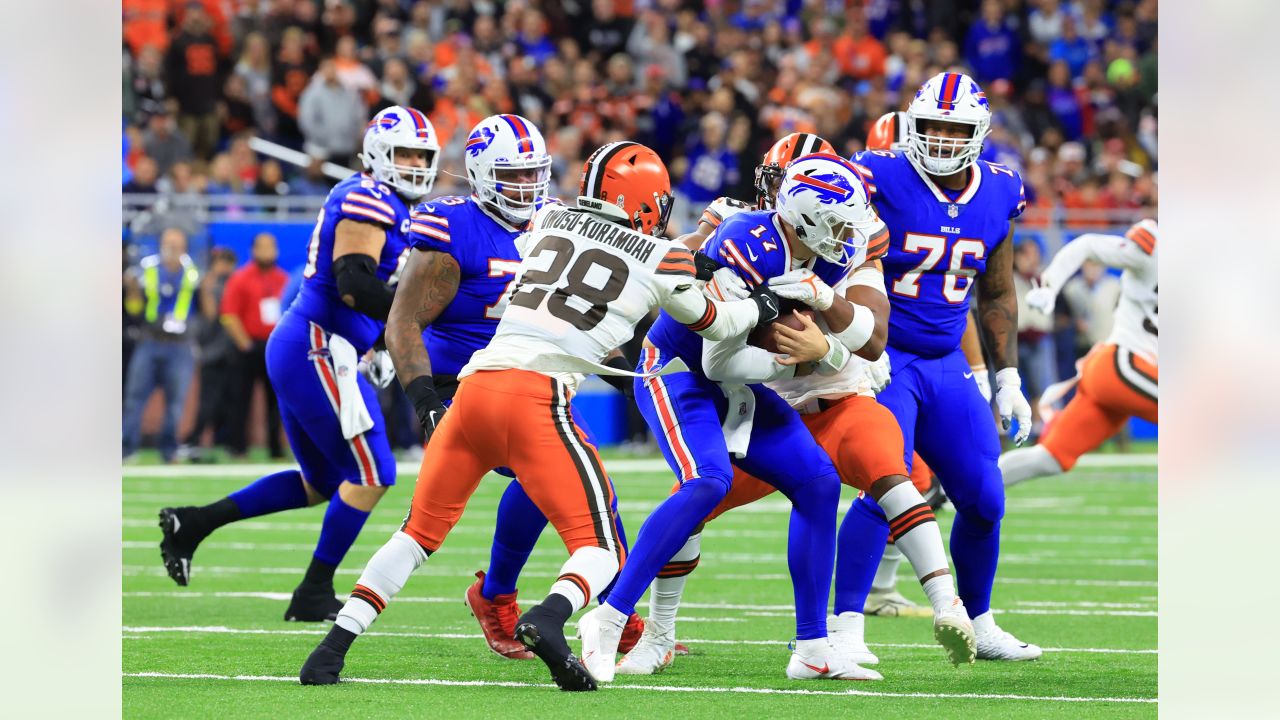 Game Frames, Best Bills game photos vs Browns