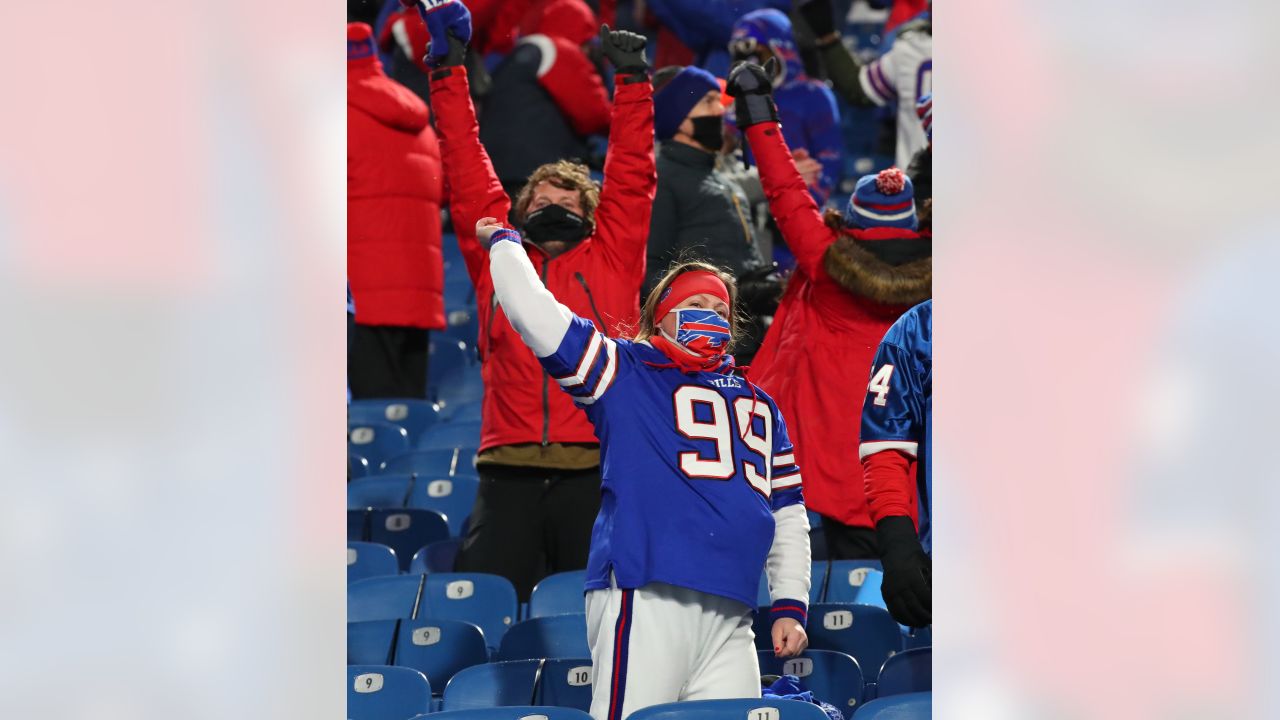 Bills fans react to Taron Johnson pick-six at Transit Drive-In (watch) 