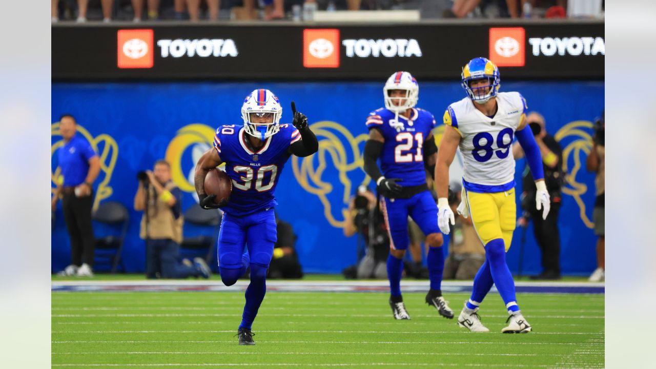 Game Frames, Bills at Rams