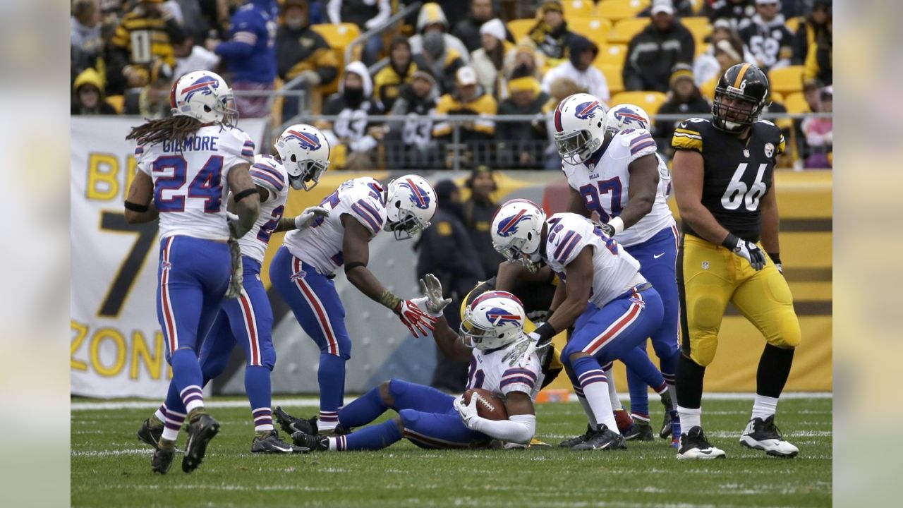 5,263 Steelers Bills Stock Photos, High-Res Pictures, and Images