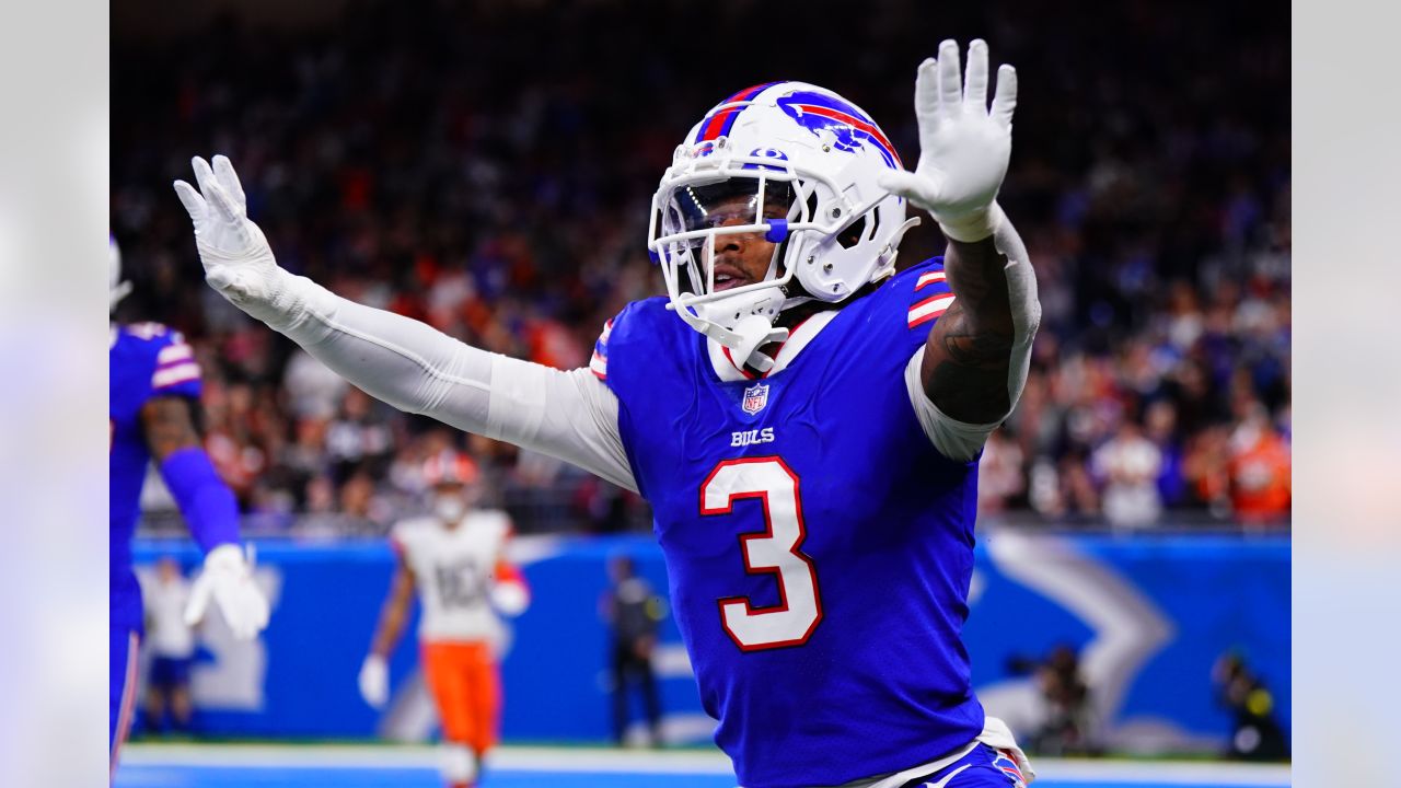 Photos: Week 11 - Browns at Bills Game Action