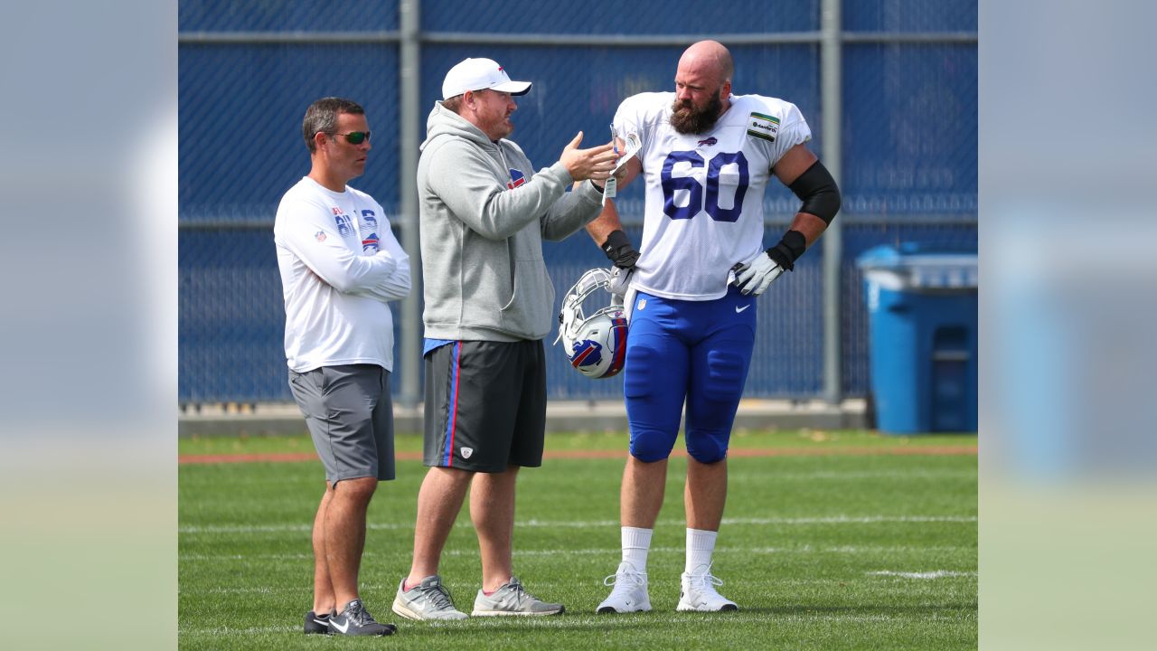 Center Mitch Morse cleared to chart course for Bills offensive line