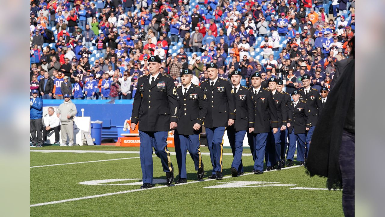 DVIDS - Images - 2019 Buffalo Bills Salute to Service Game: Pregame  Ceremony [Image 3 of 8]