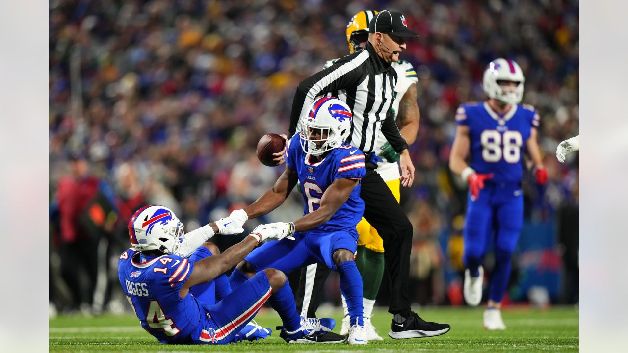 Game Frames, Bills vs. Packers