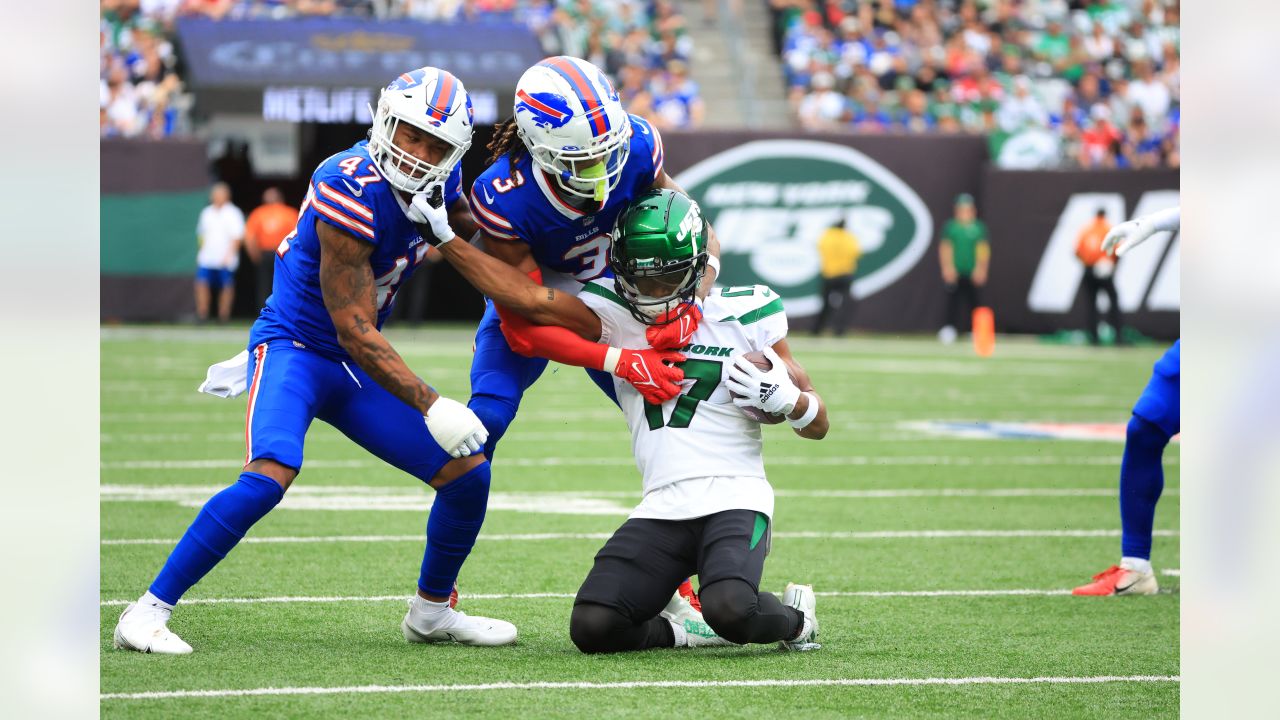 Charitybuzz: 2 Tickets to the Jets vs Bills on Nov 6, 2022 at MetLife  Stadium, Plus Parking Pass