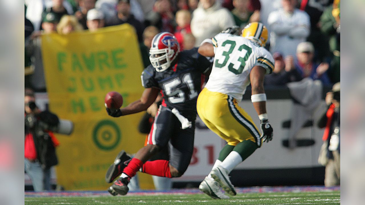 Throwback: Best photos in recent Packers-Bills history