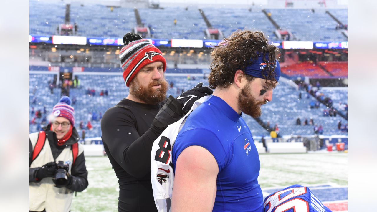 Bills fans, players pumped for 2022 playoffs