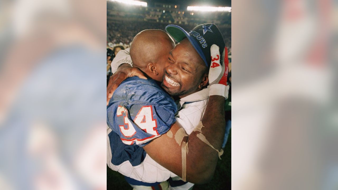 Feb. 27, 2001: Thurman Thomas retires