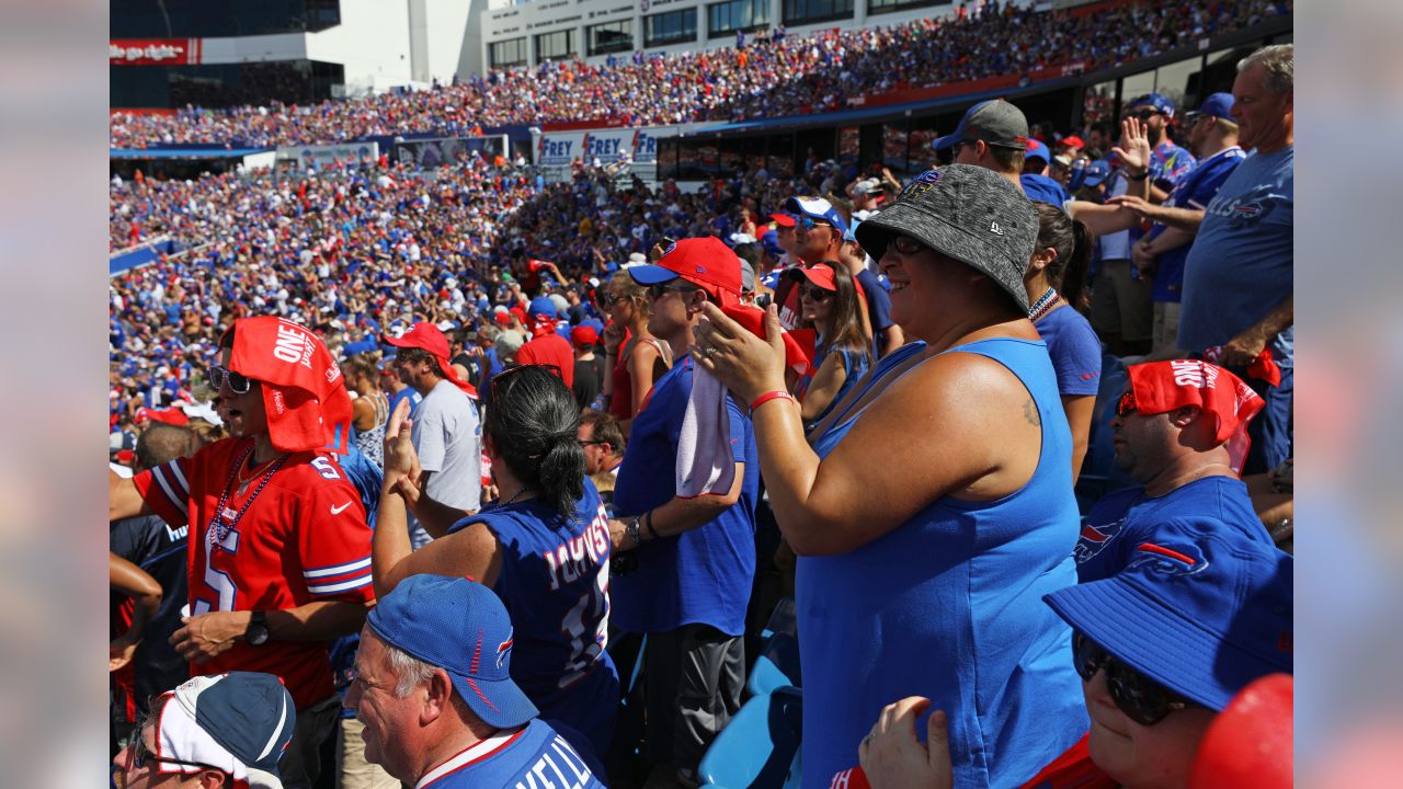 Say Cheese: Bills Fans at the 2018 Home Opener