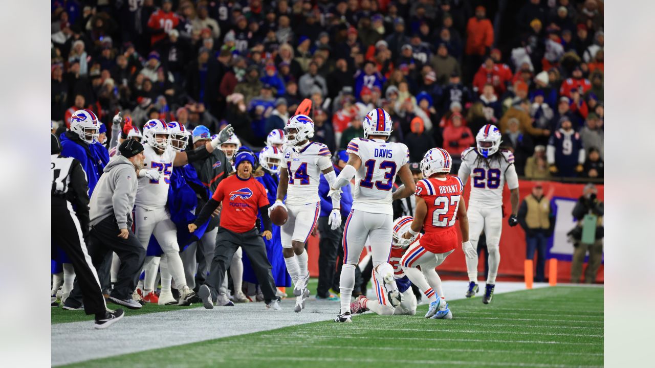 Thursday Night Football: Bills at Patriots (7:15 CT) - Lineups