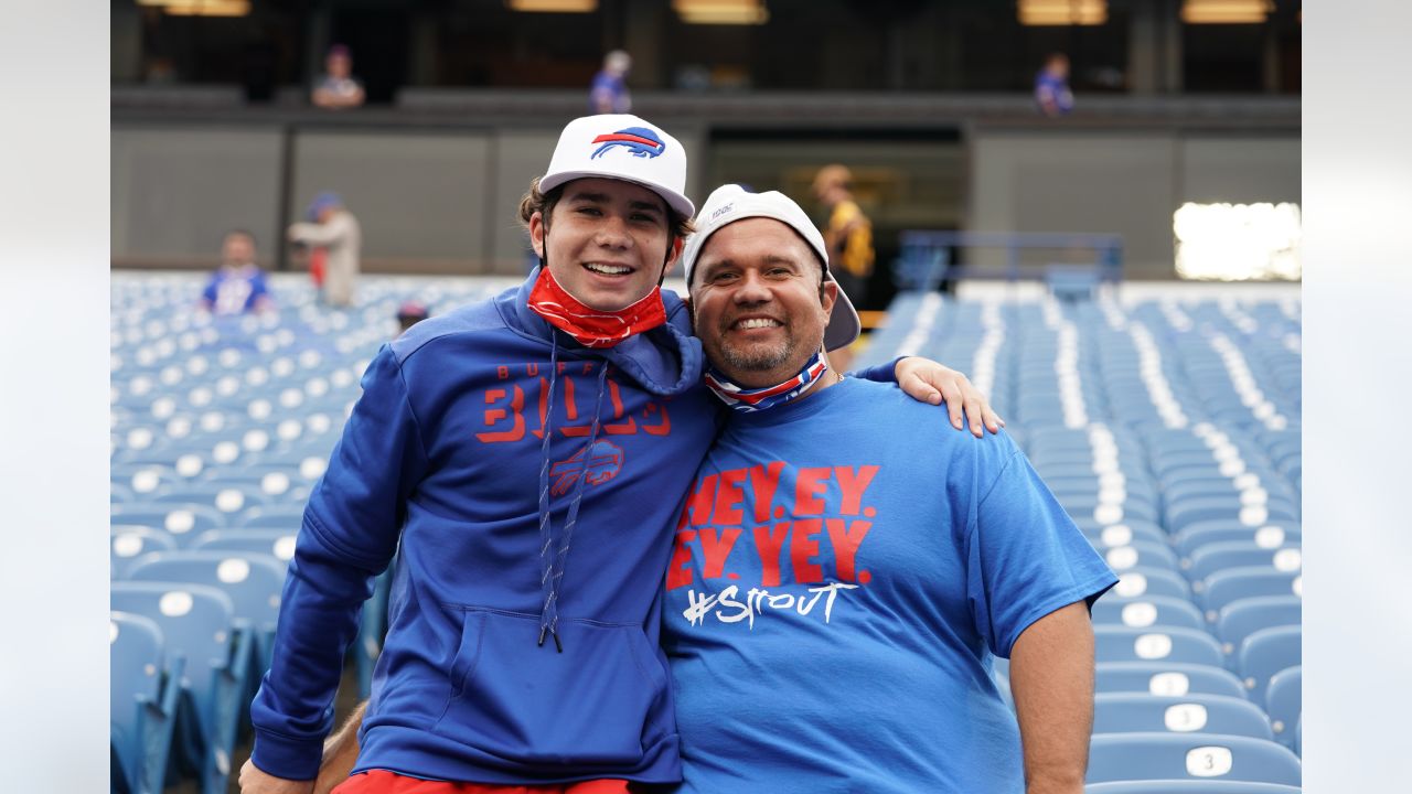 Buffalo Bills on X: The offense is looking to stay hot. @Ticketmaster