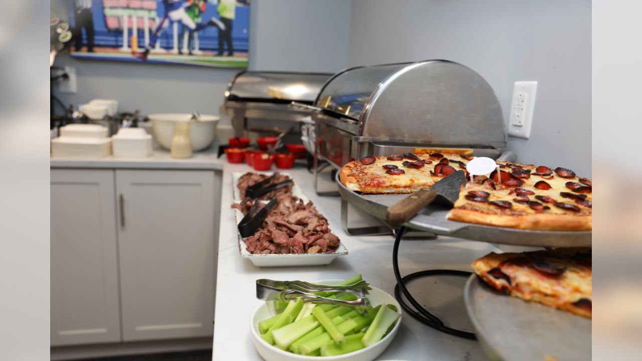 New York Jets at Buffalo Bills Suites and Premium Seats