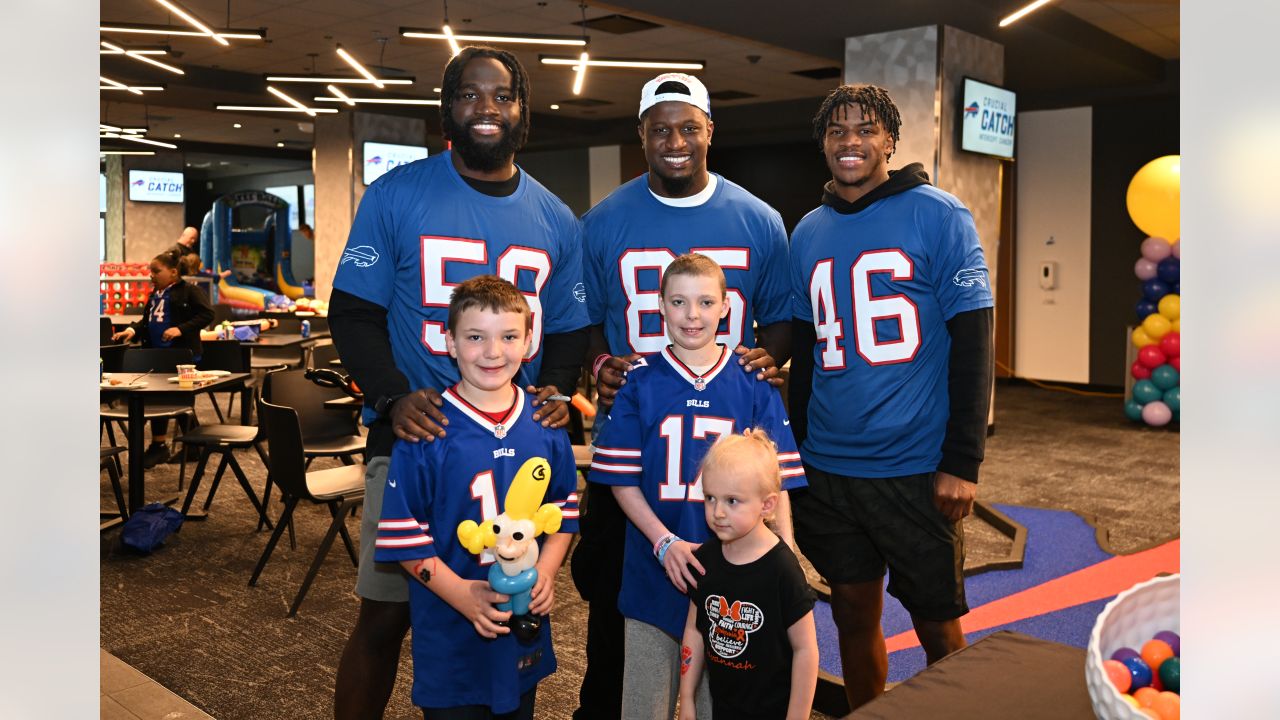 Bills QB Josh Allen auctions off couch for charity