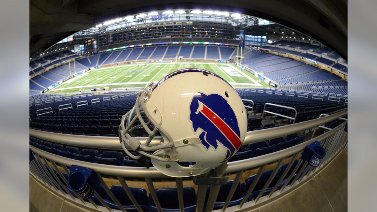 Detroit, Michigan - The Buffalo Bills play the New York Jets in a National  Football League game at Ford Field Stock Photo - Alamy