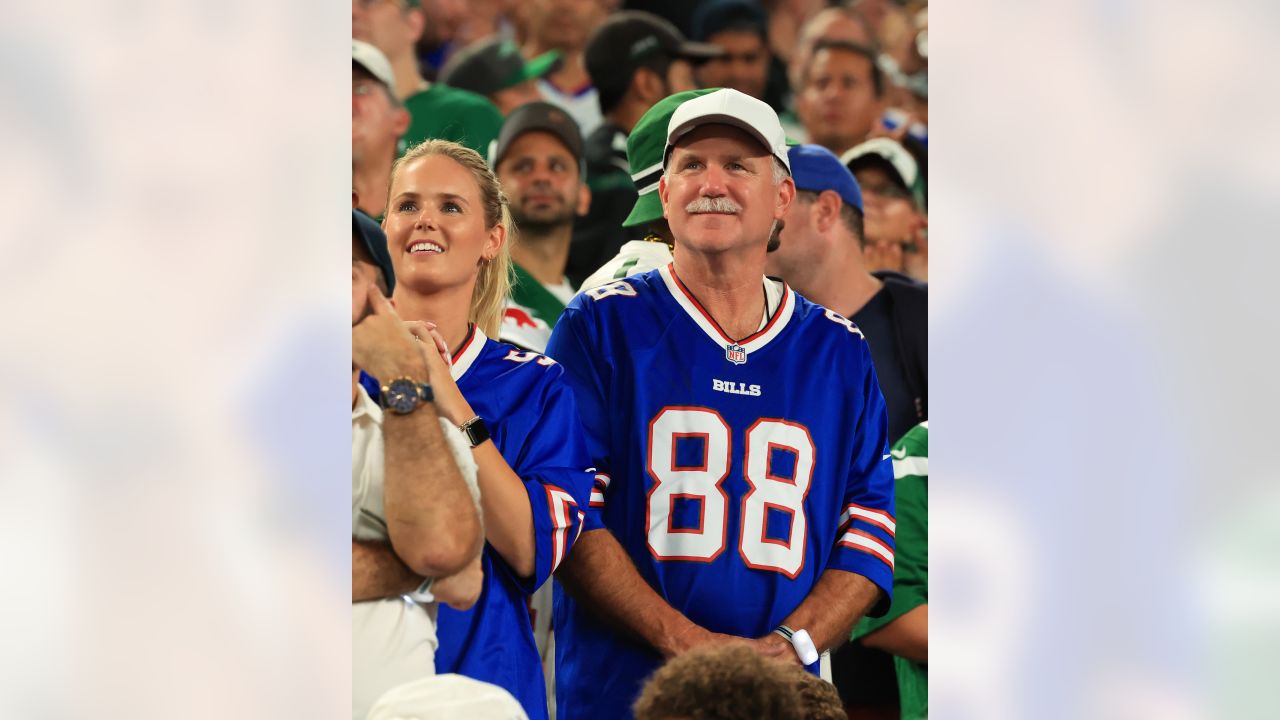 Road Invasion  Bills invade MetLife Stadium for Monday Night Football