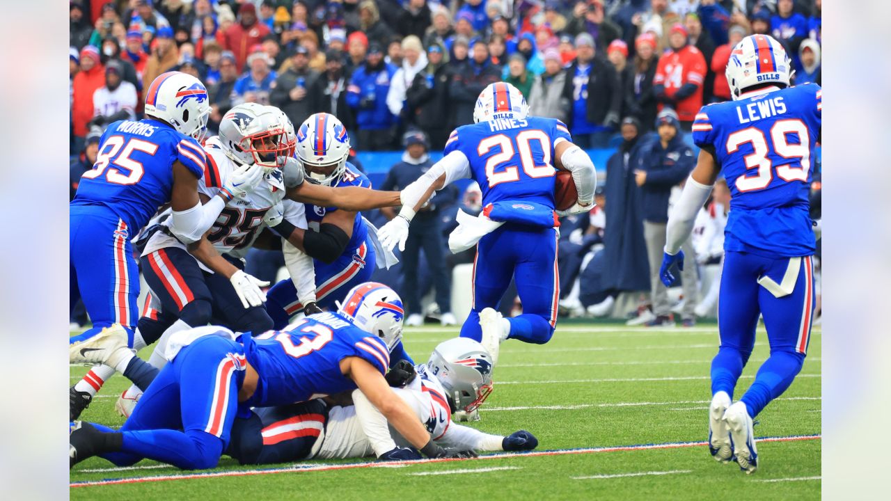 For 3, Best game photos from Bills vs. Patriots