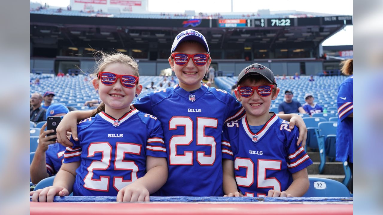 Best photos from Buffalo Bills Kids Day