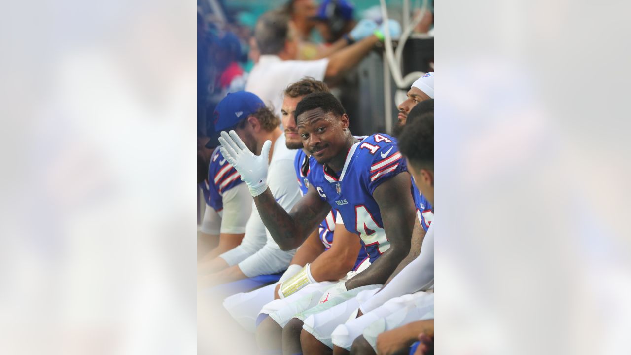 Bills 35, Dolphins 0  Game recap, highlights & photos