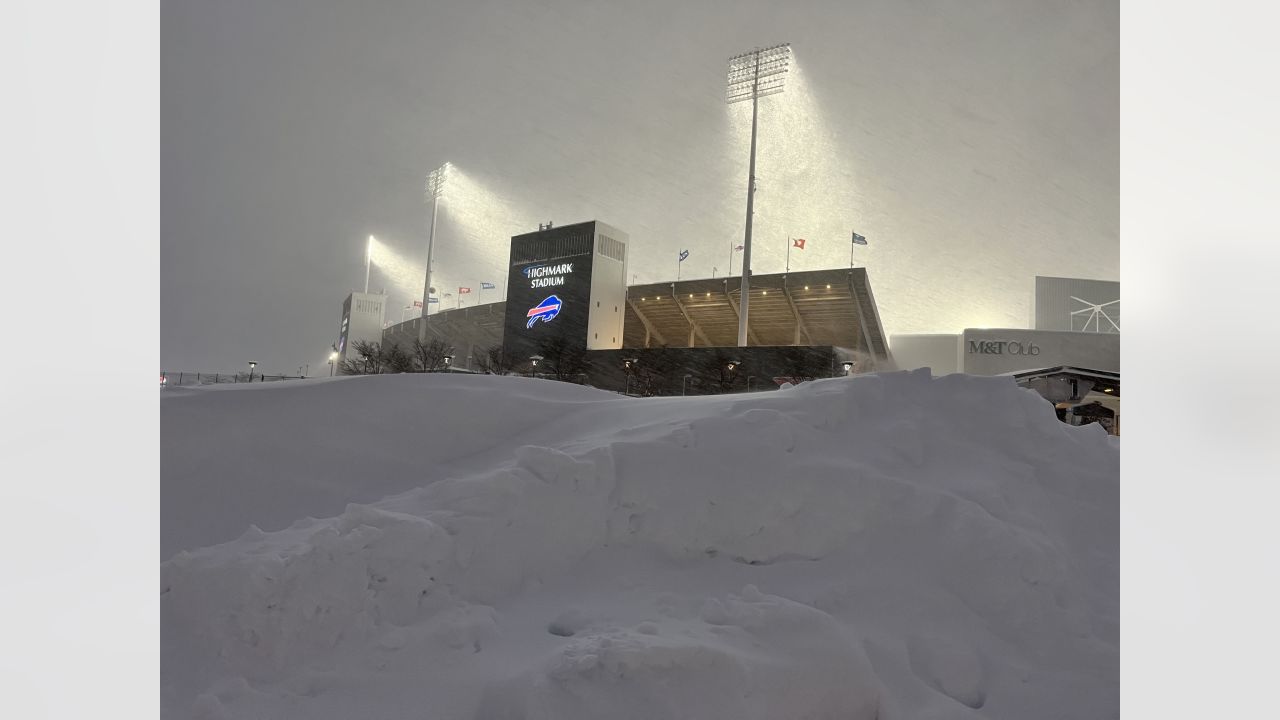 Bills Share Wild Photos From Stadium Amid Huge Snowstorm in