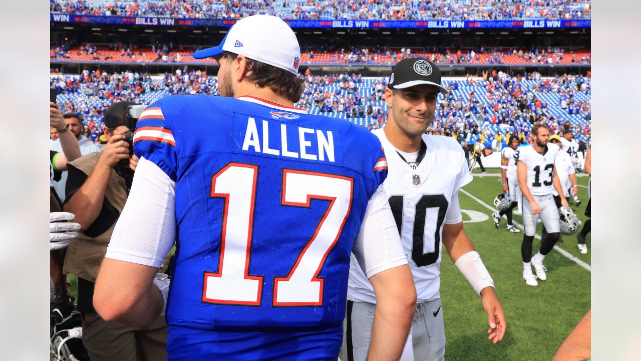 Top Shots: Raiders vs. Bills