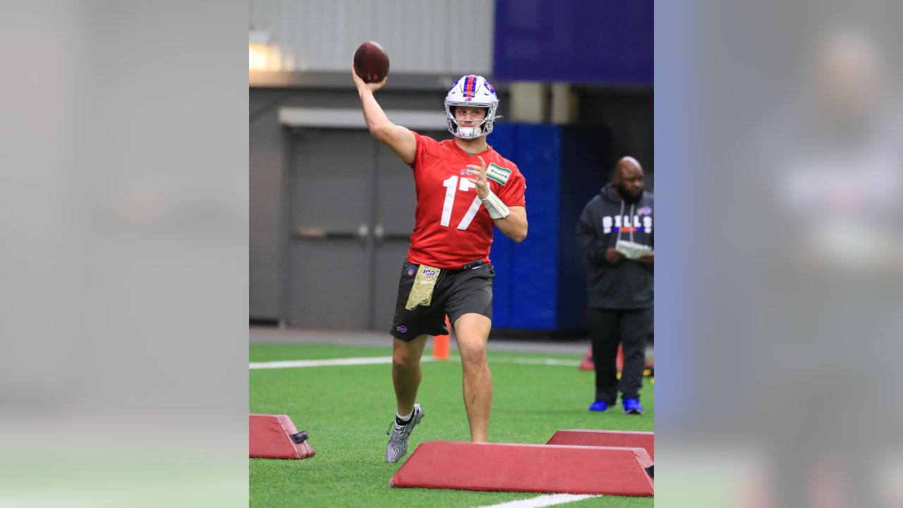 Bills Mafia making presence known ahead of Buffalo Bills vs. Houston Texans  Wild Card Game (Photos, video) 