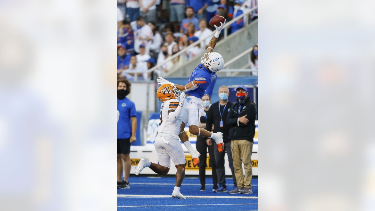 Clemson LB Baylon Spector selected by the Bills in the 7th round