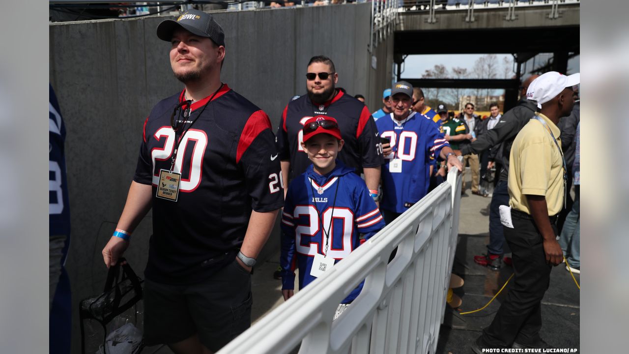 Why a trip to Orlando proved special for this 50-year Bills Season Ticket  Member and his grandson