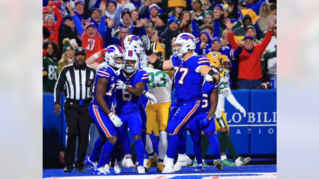 Game Frames, Bills vs. Packers