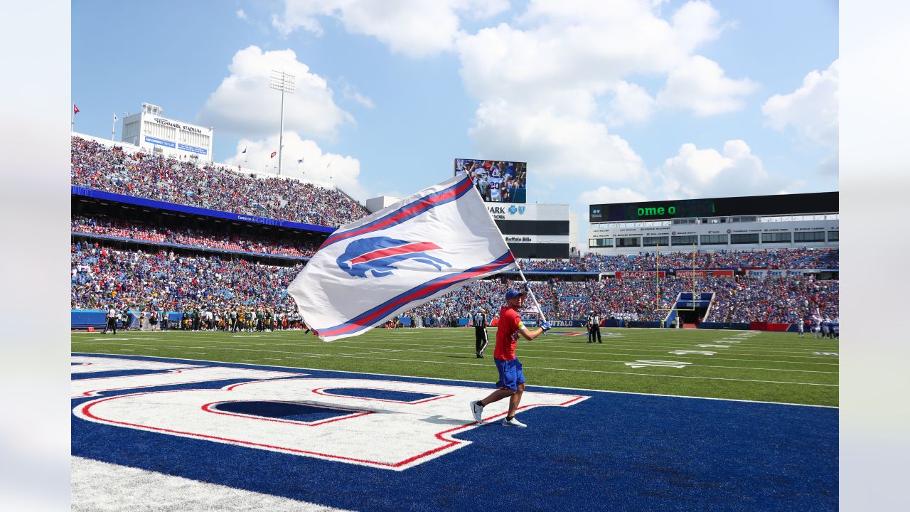 Photos: Pregame at Highmark Stadium ahead of Bills vs. Packers