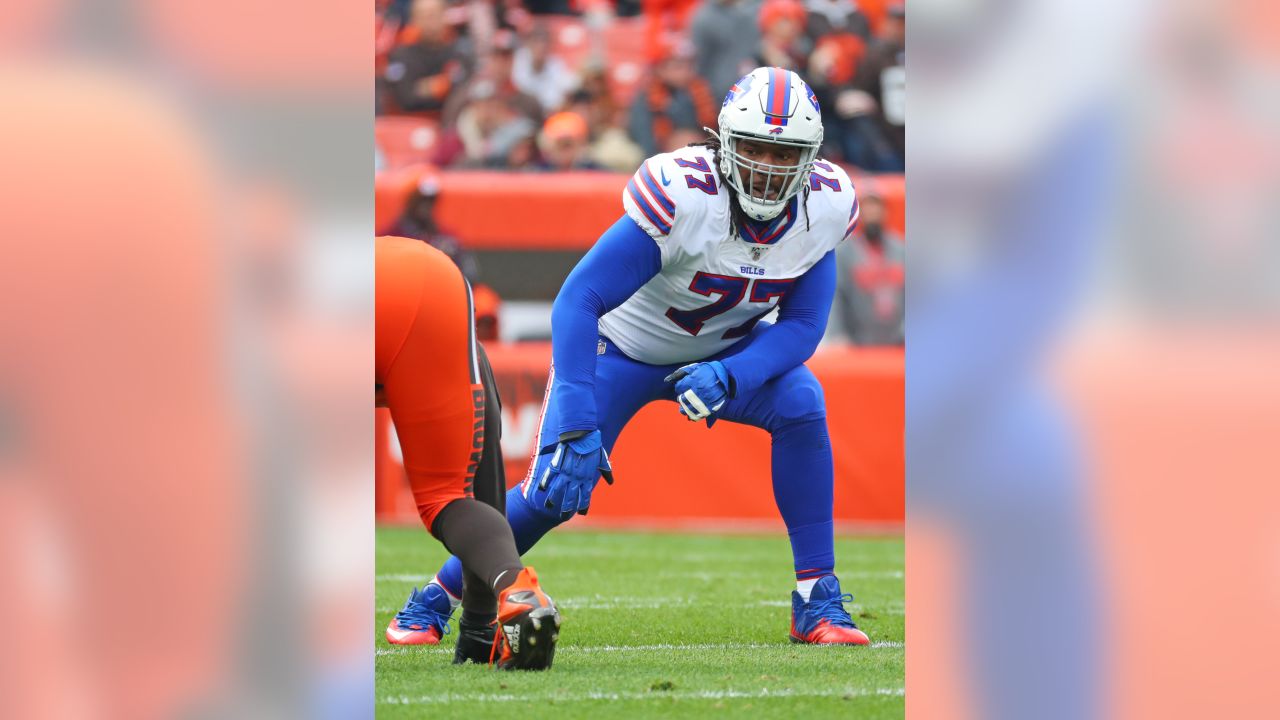 Bills' Josh Allen plays hero late in Thanksgiving thriller vs